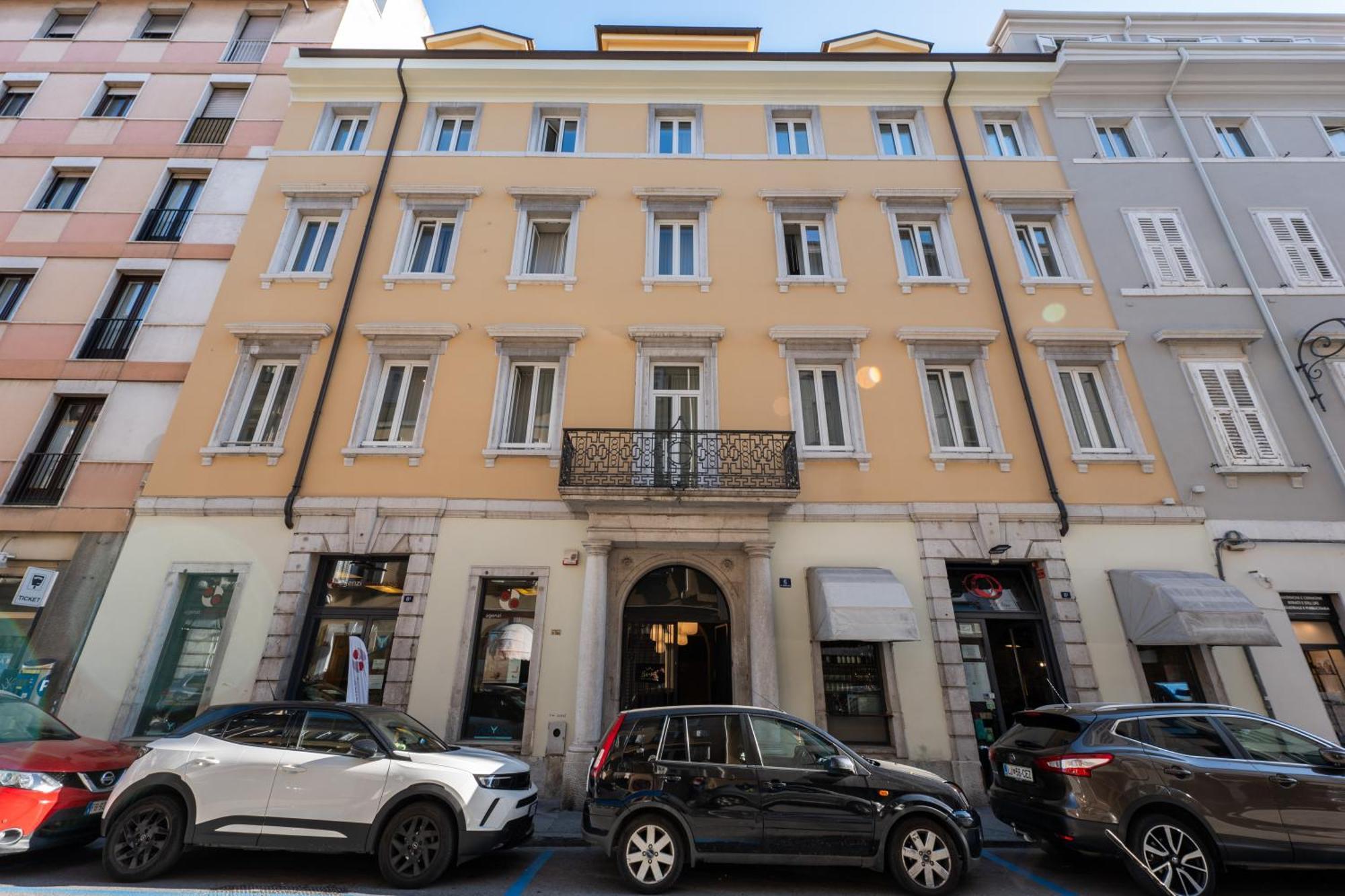 Maria Cristina Boutique Rooms Trieste Exterior photo